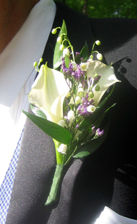 Groom's Boutonniere with Mini callas and lily of the valley